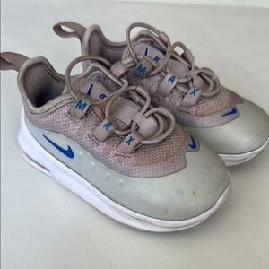 Nike Air Max Axis Toddler 6 lavender Blue Silver